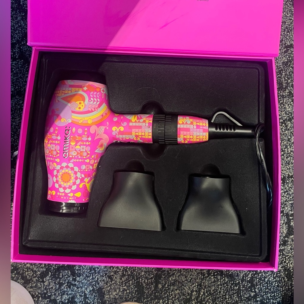 AMIKA 360 CEO dryer